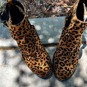 leopard cut out booties